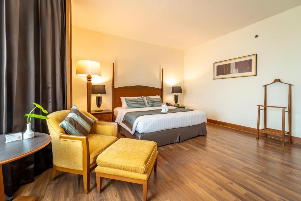 هتل سنتوری پارک